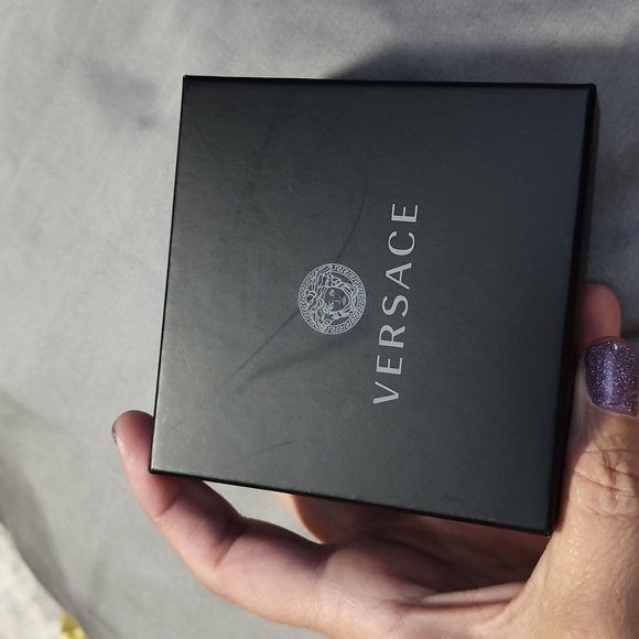 NWT AUTHENTIC VERSACE MEDUSA NECKLACE - Picture 10 of 16